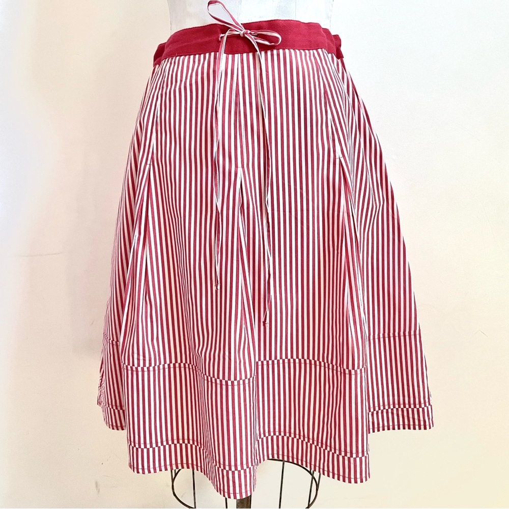 Madison Nautical Striped Red/White Bellow the knee Skirt Lined Size L
